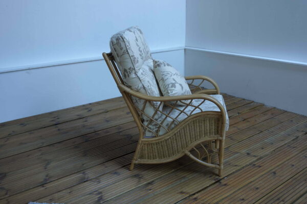 oslo light oak chair in cork with scatter cushion