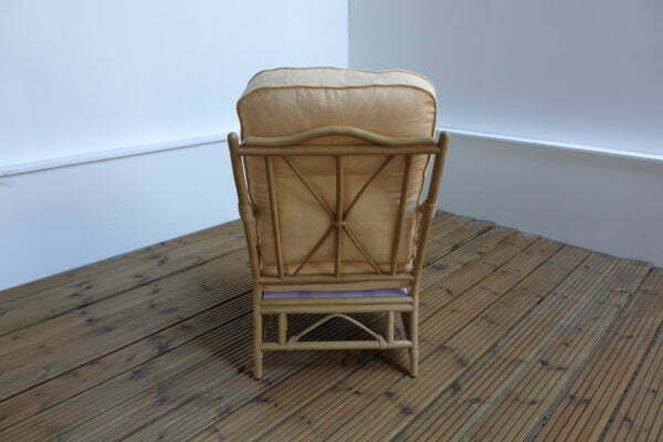 oslo light oak chair in zanzibar