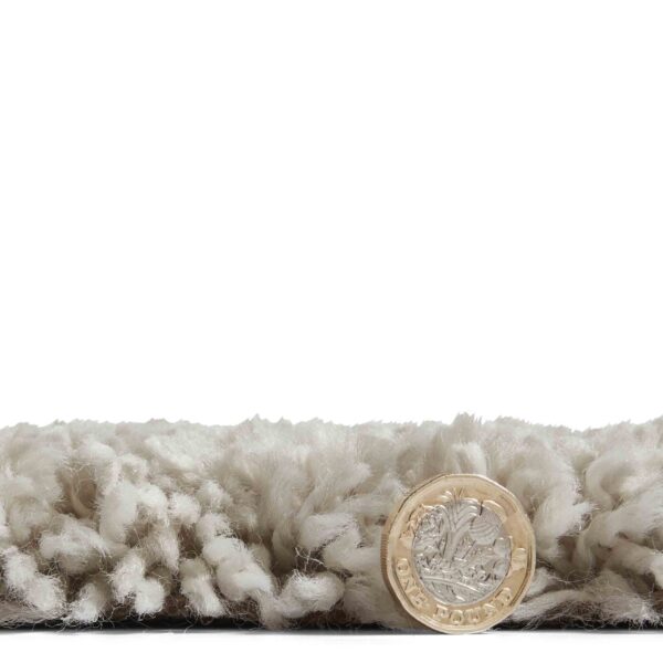 diamond geo shaggy rug in white and black 2 sizes available