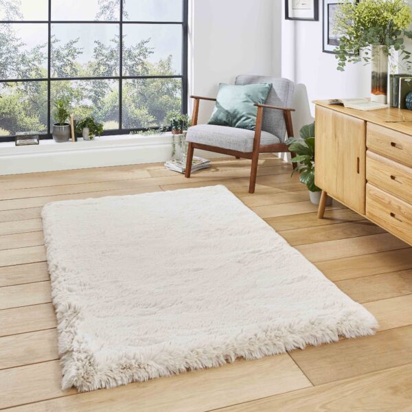 cushy soft shaggy rug in beige 4 sizes available