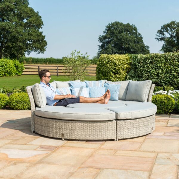 grasmere outdoor rattan entertainment & daybed suite with adjustable table
